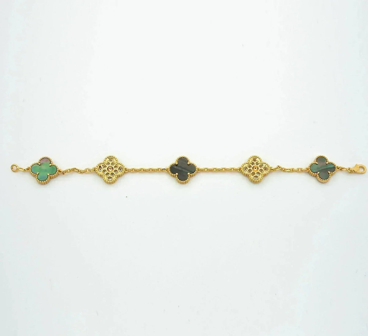 [⭐Renara] CLOVER 5 MOTIF GRAY MOP BRACELET COLLECTION