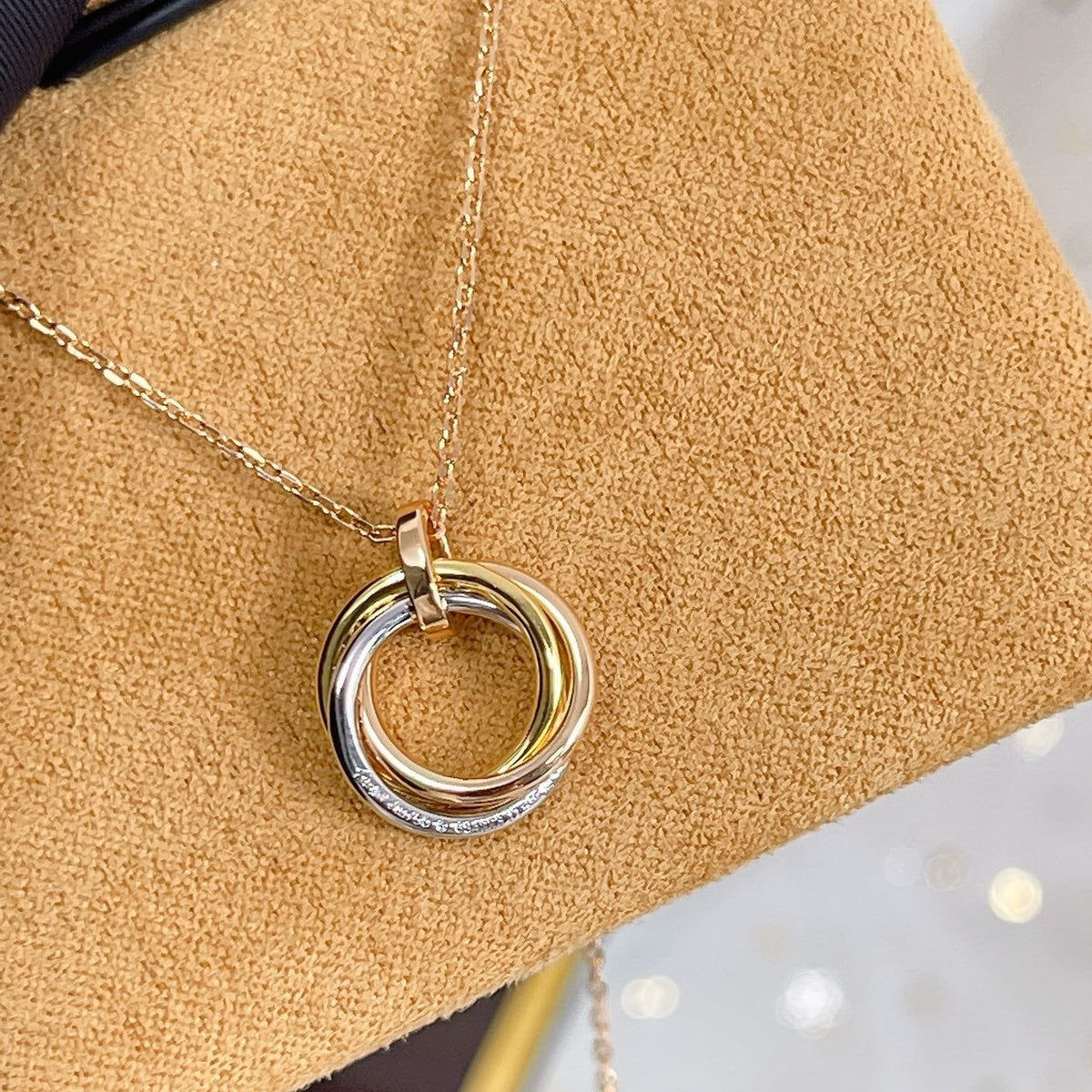 [⭐Renara]TRINITY NECKLACE SILVER GOLD PINK GOLD DIAMONDS