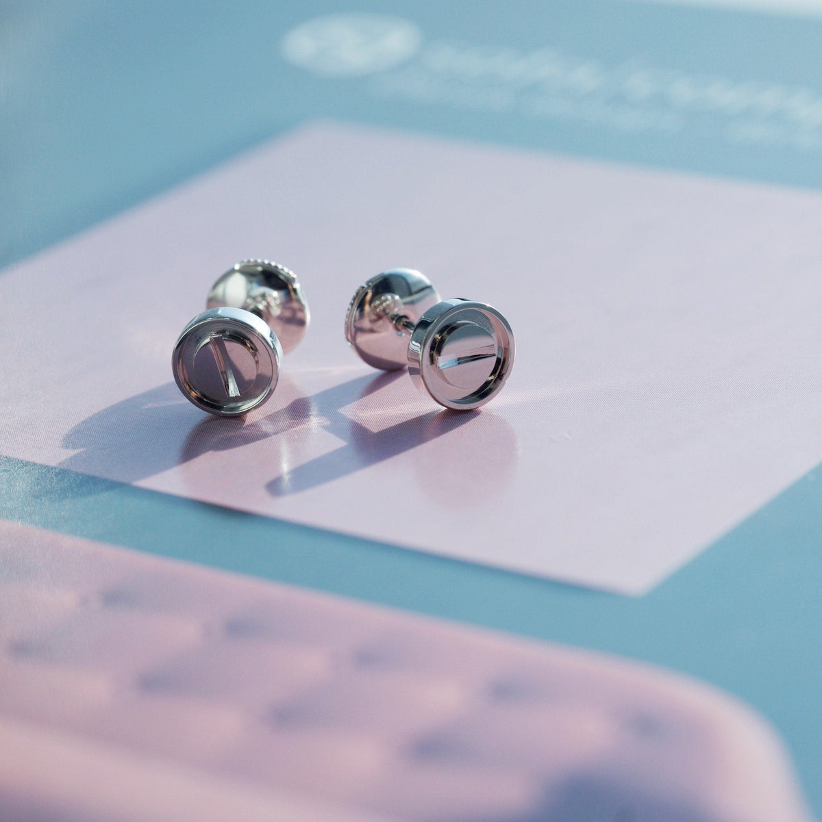 [⭐Renara]LOVE EARRINGS SILVER 10MM