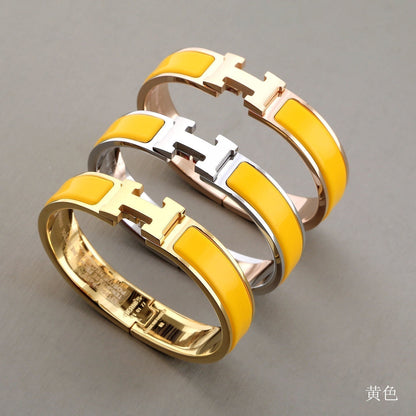 [⭐Renara]H YELLOW BRACELET