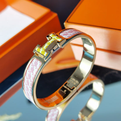 [⭐Renara]H HORSE BRACELET 12MM