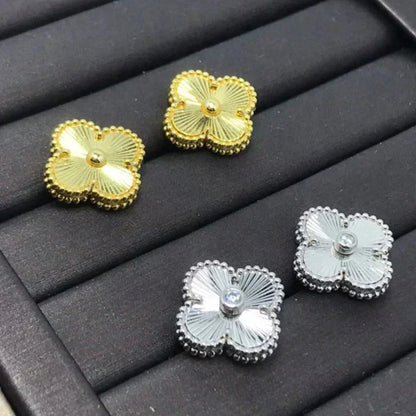 [⭐Renara]CLOVER MINI 9.5MM LASER EARRINGS