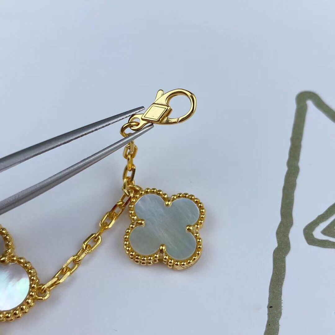 [⭐Renara]MAGIC CLOVER MOP GOLD BRACELET 5 MOTIFS