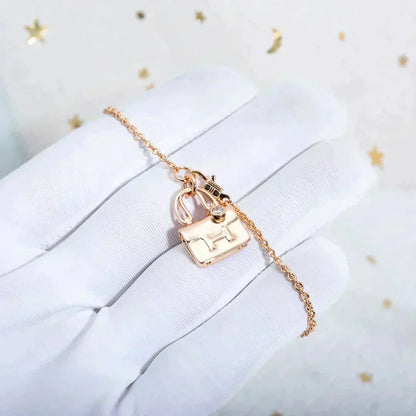 [⭐Renara]AMULETTE PEDANT ROSE GOLD NECKLACE