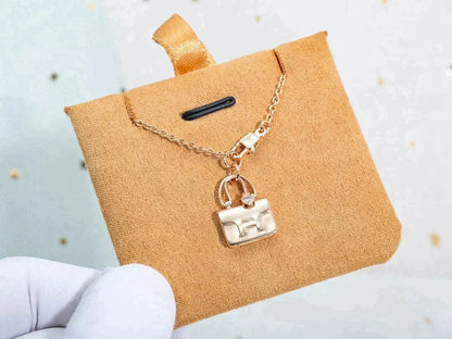 [⭐Renara]AMULETTE PEDANT ROSE GOLD NECKLACE