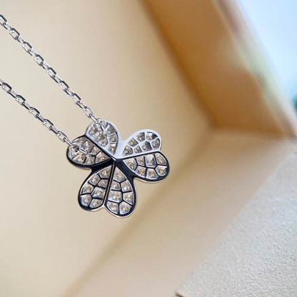 [⭐Renara]CLOVER DIAMOND NECKLACE SILVER