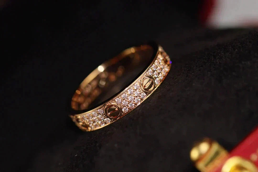 [⭐Renara]LOVE RING 3.6MM DIAMOND PAVED