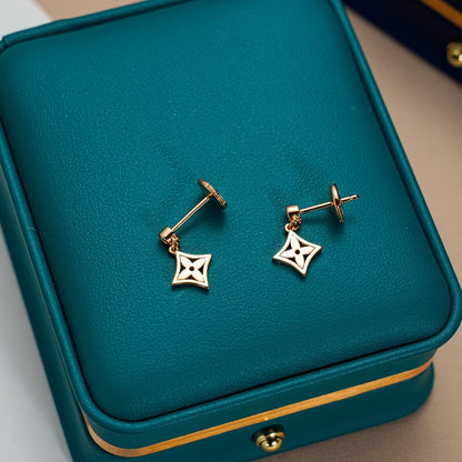 [⭐Renara]STAR EARRINGS GOLD