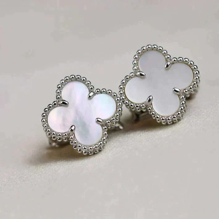 [⭐Renara]CLOVER MEDIUM 1 MOTIFS  WHITE MOP EARRINGS SILVER