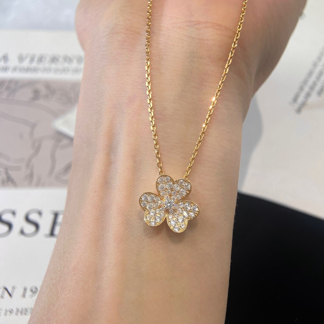 [⭐Renara]FLOWER DIAMOND NECKLACE