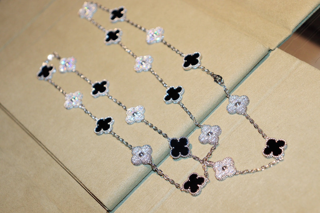 [⭐Renara]CLOVER 20 MOTIFS ONYX DIAMOND SILVER