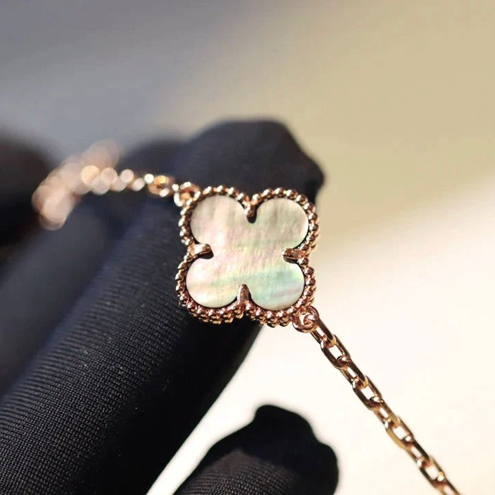 [⭐Renara]CLOVER 20 MOTIFS DARK MOP DIAMOND  NECKLACE