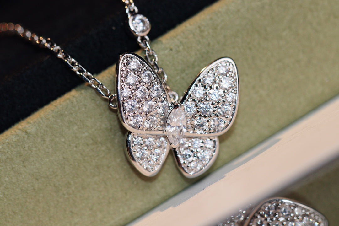 [⭐Renara]BUTTERFLY DIAMOND NECKLACE