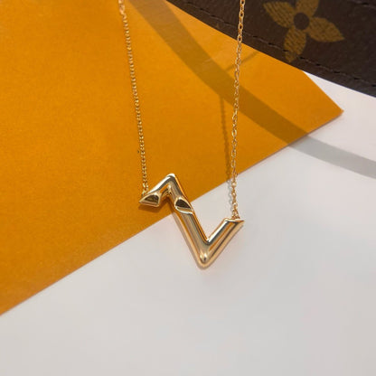 [⭐Renara]VOLTE UPSIDE DOWN NECKLACE