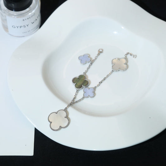 [⭐Renara]CLOVER BRACELET 5 MOTIFS MOP CHALCEDONY SILVER
