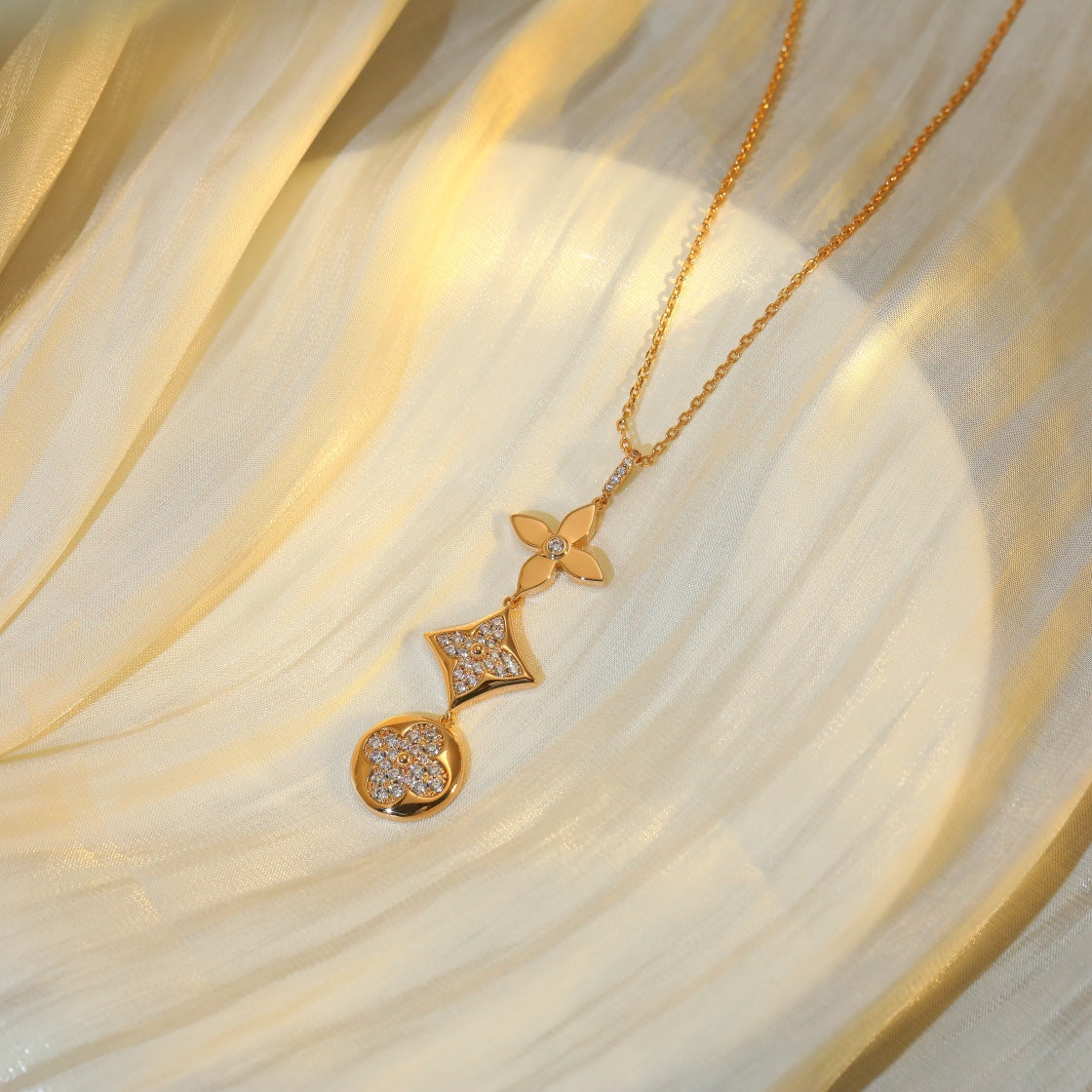 [⭐Renara]STAR AND SUN DIAMOND PINK GOLD NECKLACE