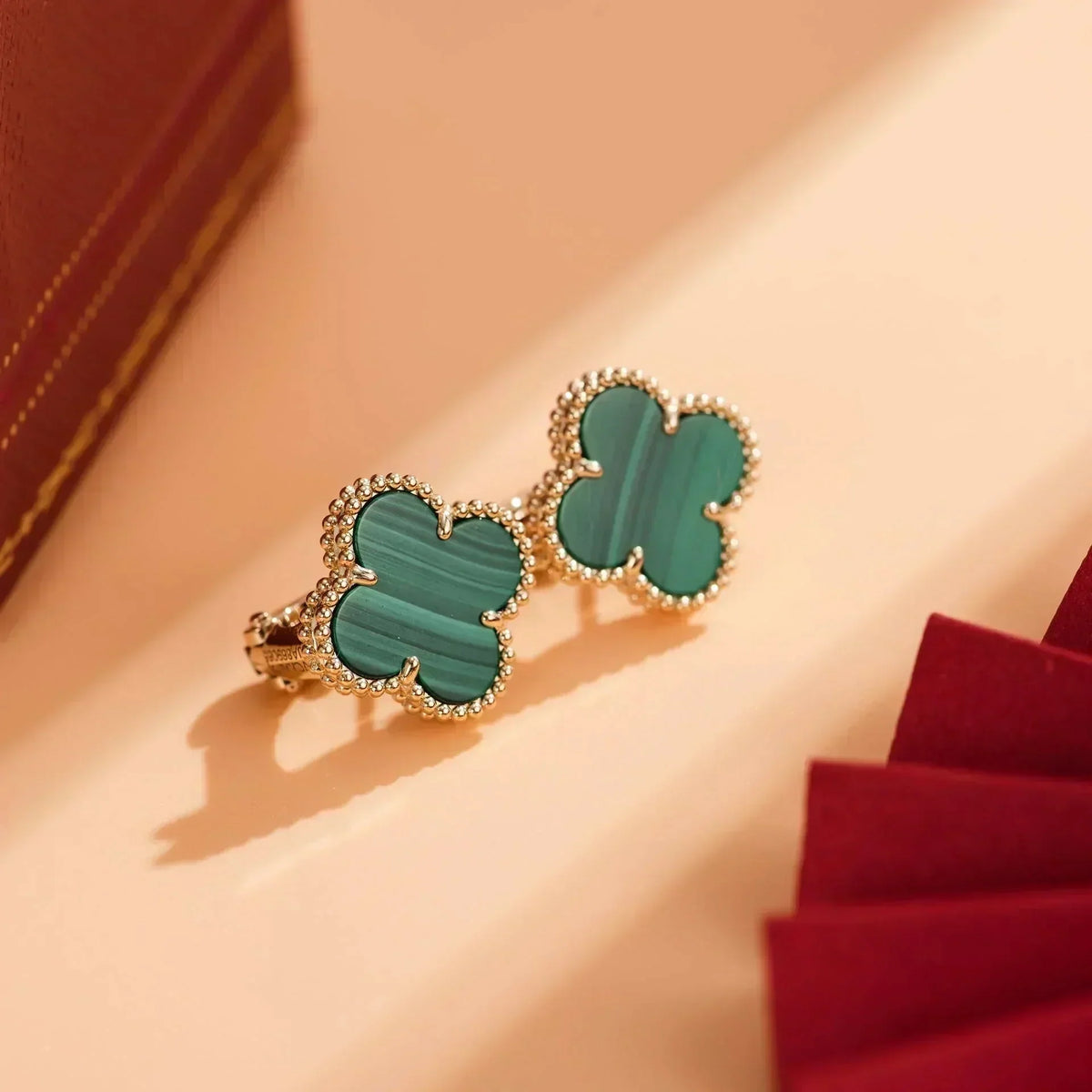 [⭐Renara]CLOVER MEDIUM 1 MOTIFS MALACHITE  EARRINGS