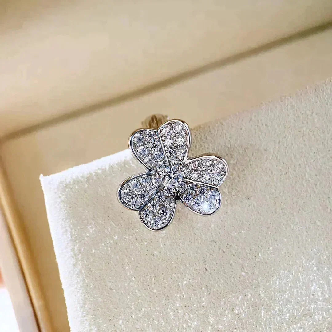 [⭐Renara]CLOVER COMOS DIAMOND EARRINGS SILVER
