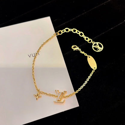 [⭐Renara]LOGO STAR MOTIF GOLD BRACELET