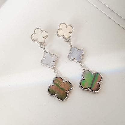 [⭐Renara]CLOVER 3 MOTIFS CHALCEDONY DARK MOP SILVER EARRINGS