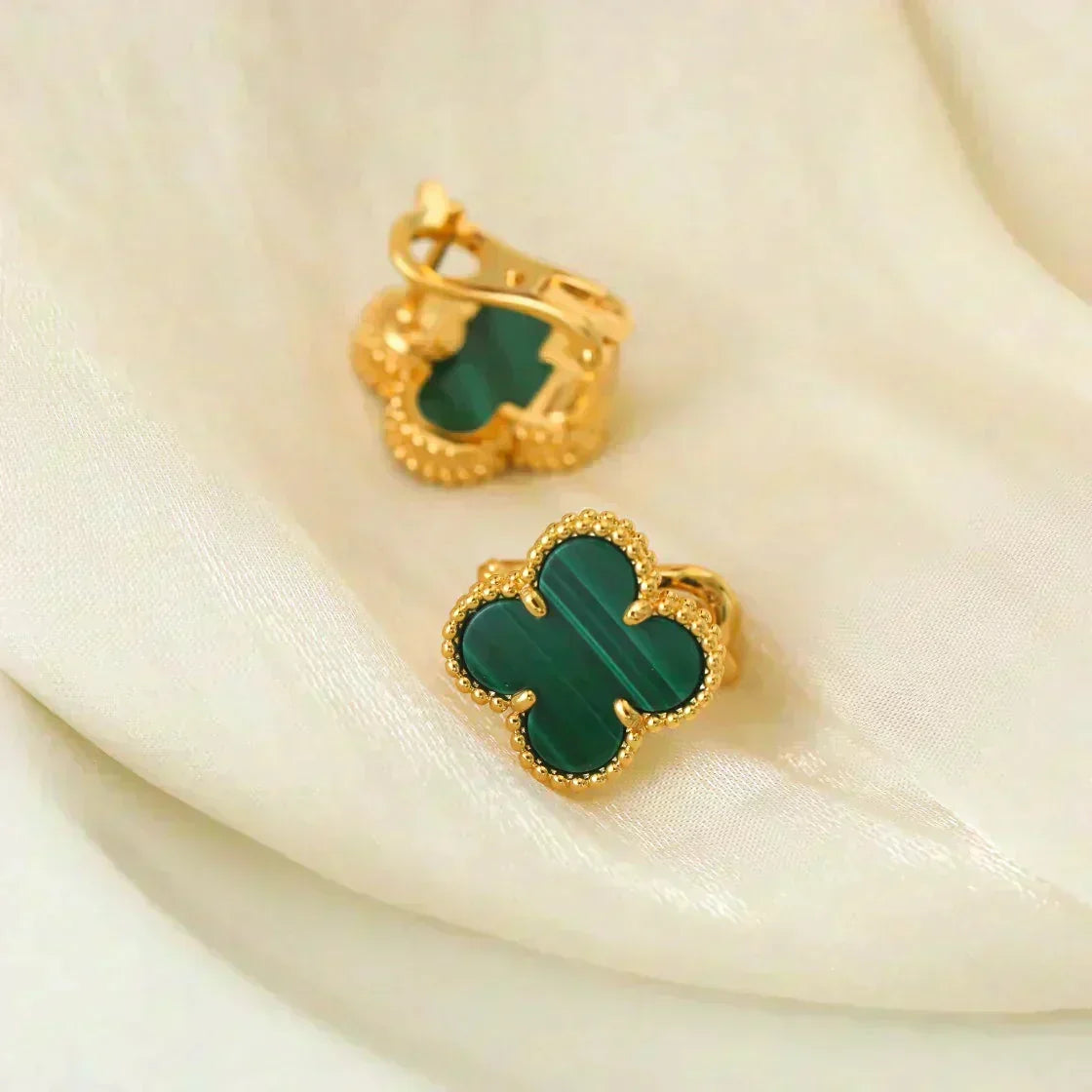 [⭐Renara]CLOVER MEDIUM 1 MOTIFS MALACHITE  EARRINGS