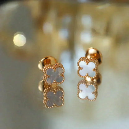 [⭐Renara]CLOVER MINI 9.5MM WHITE MOP EARRINGS