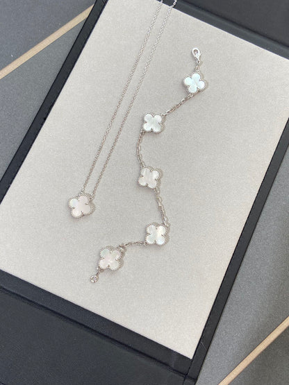[⭐Renara]CLOVER WHITE PEARL MOP 5 MOTIF BRACELET COLLECTION