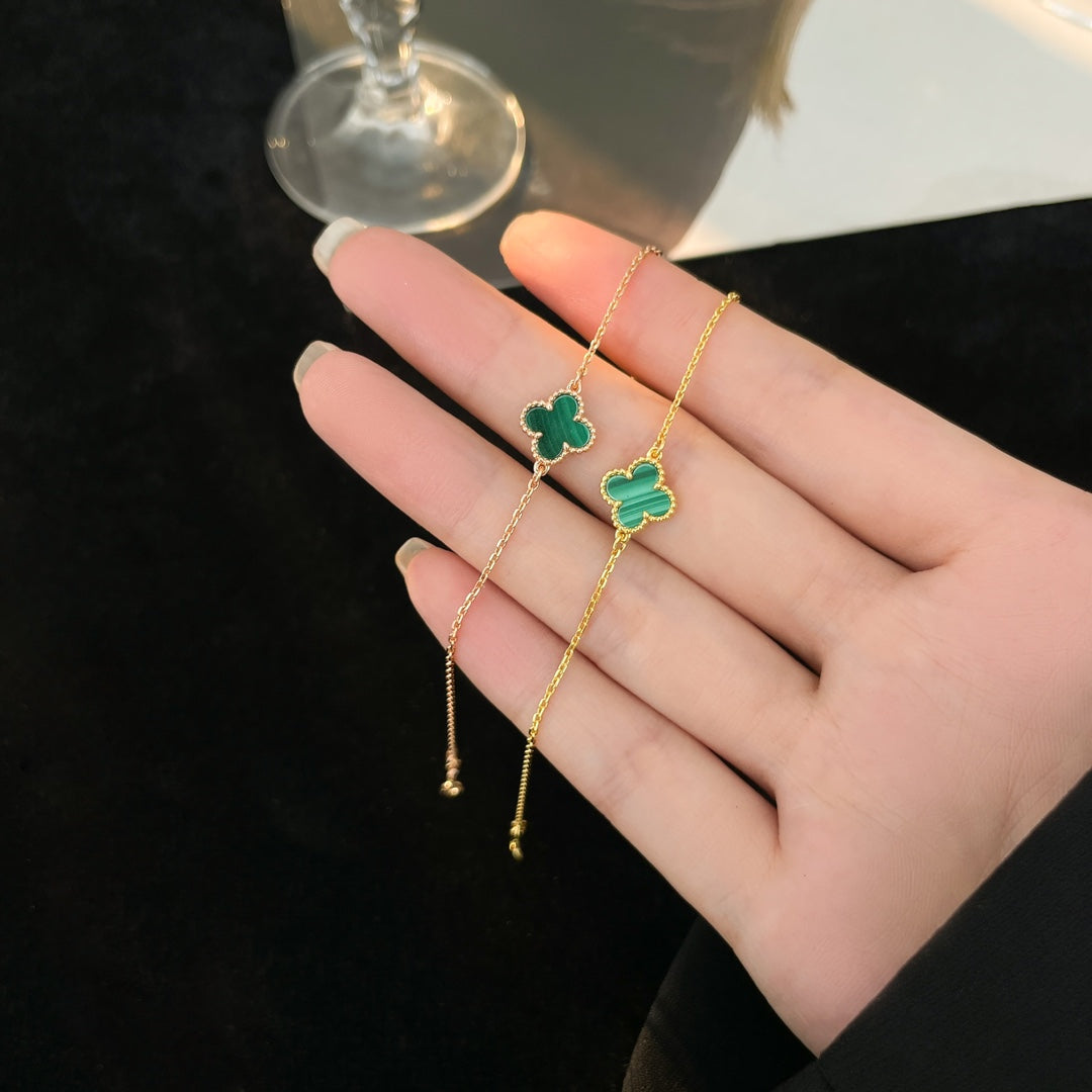 [⭐Renara]CLOVER BRACELET MALACHITE 1 MOTIF
