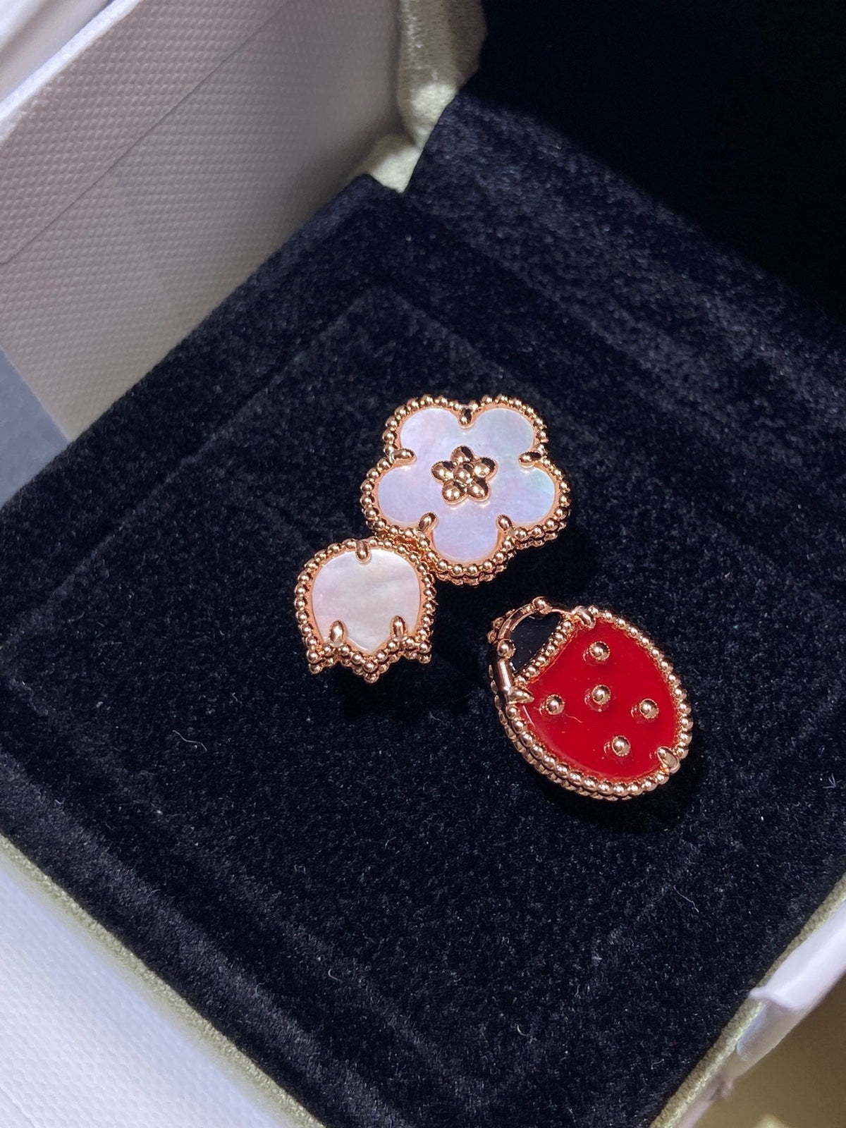 [⭐Renara]LUCKY 3 MOTIF ROSE GOLD RING