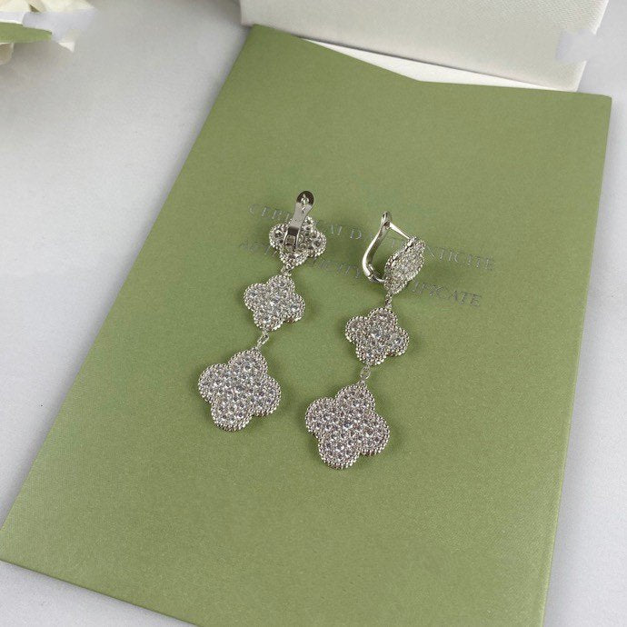 [⭐Renara]CLOVER 3 MOTIF DIAMOND SILVER DROP EARRINGS