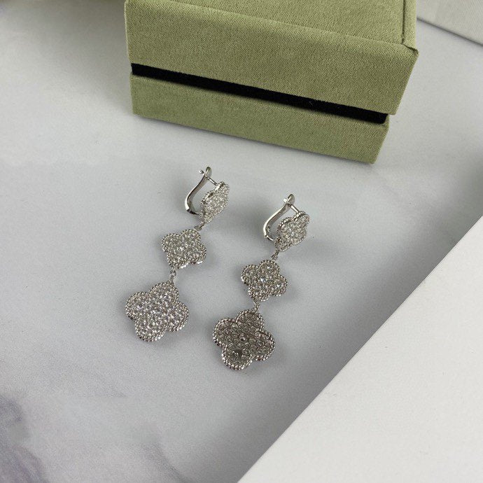 [⭐Renara]CLOVER 3 MOTIF DIAMOND SILVER DROP EARRINGS