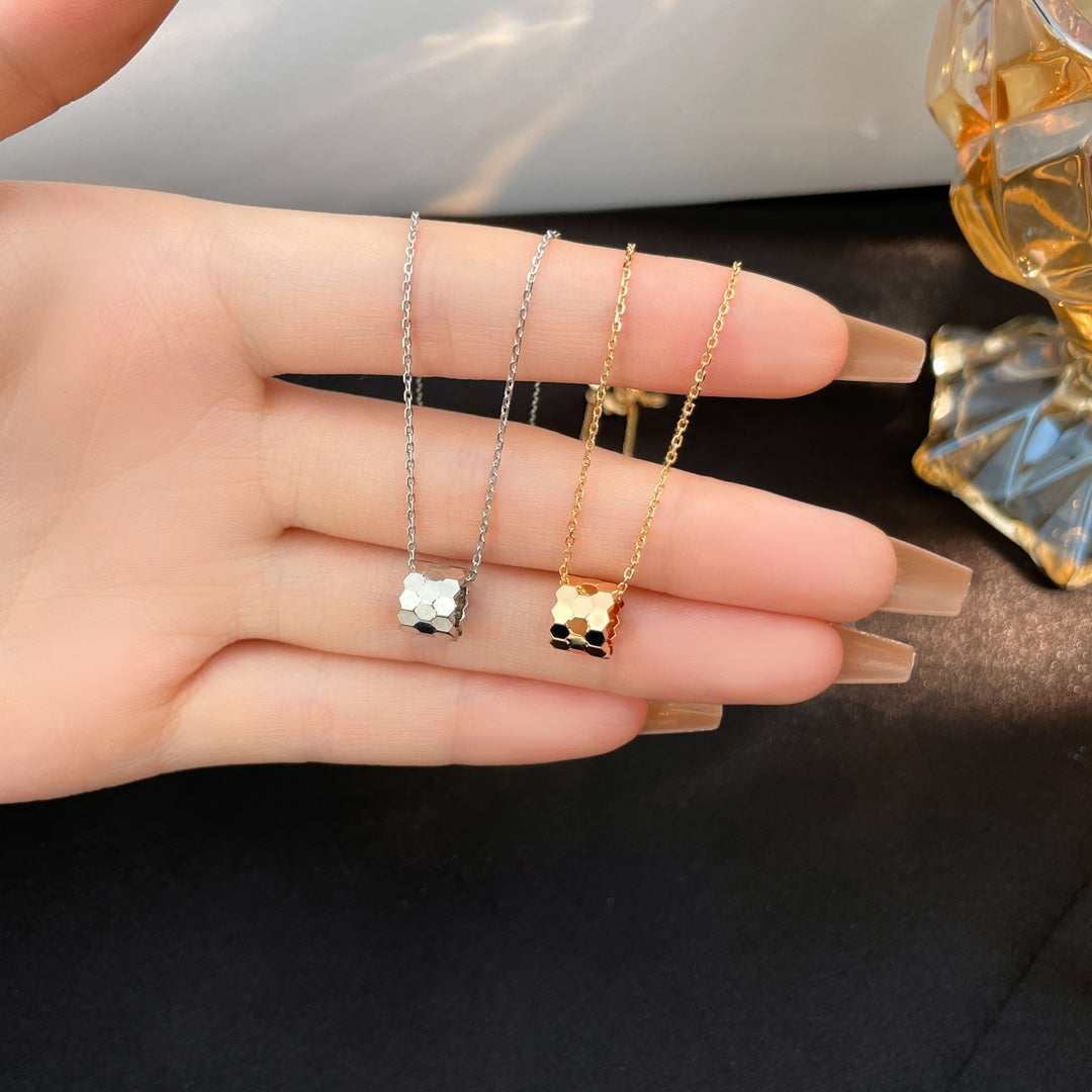 [⭐Renara]BEE MINI NECKLACE