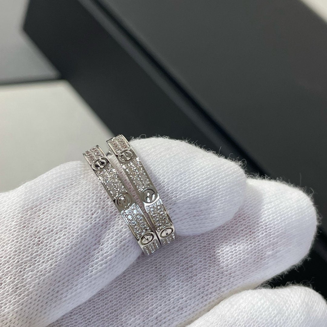 [⭐Renara]LOVE DIAMOND SILVER HOOP EARRINGS