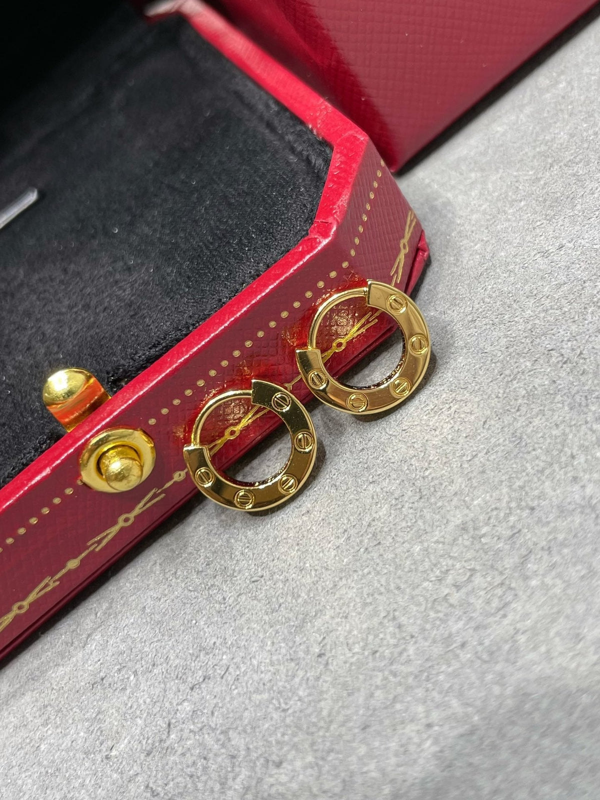 [⭐Renara]LOVE MINI EARRINGS