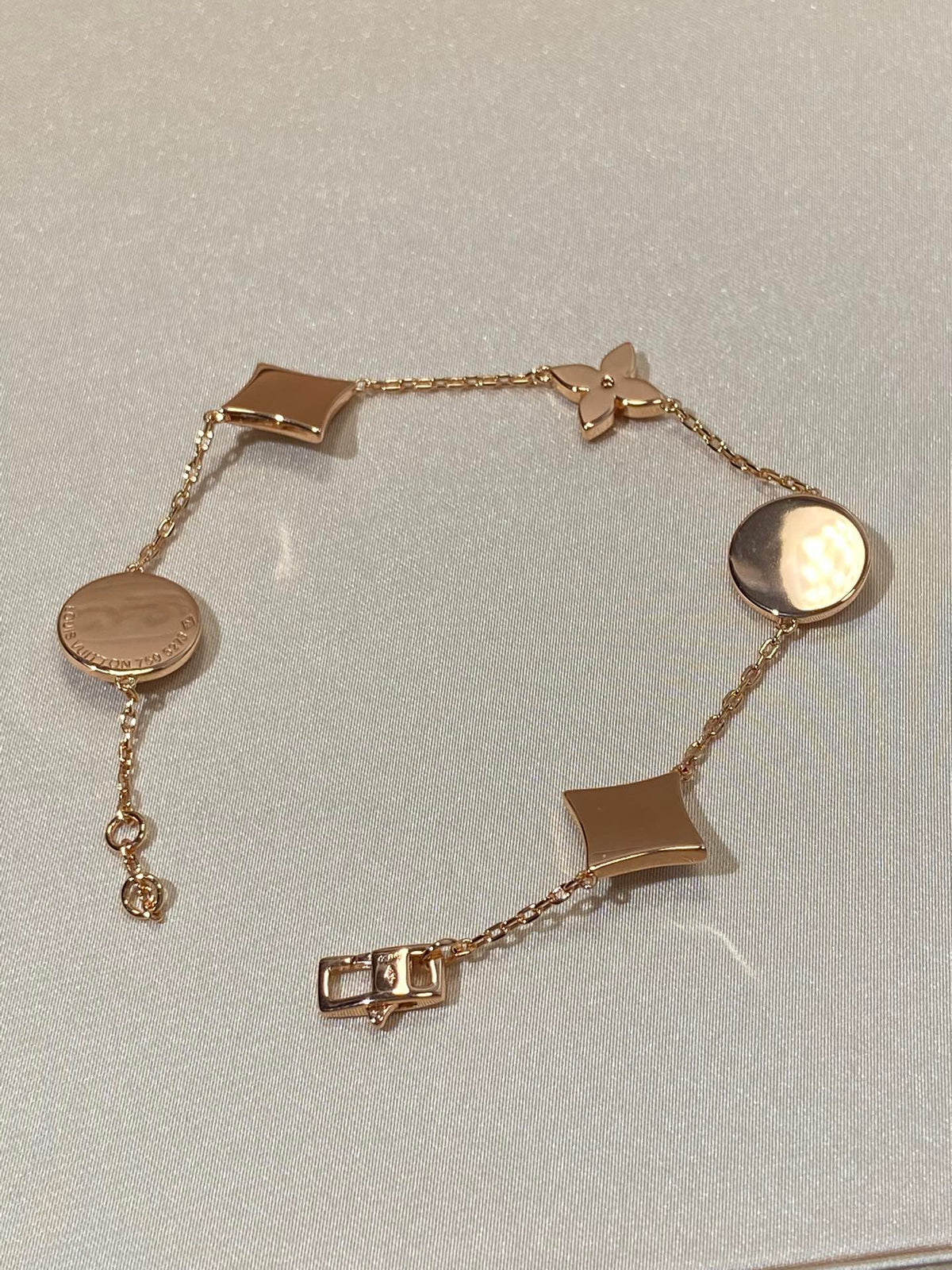 [⭐Renara]STAR AND SUN 5 MOTIF MOP PINK GOLD BRACELET