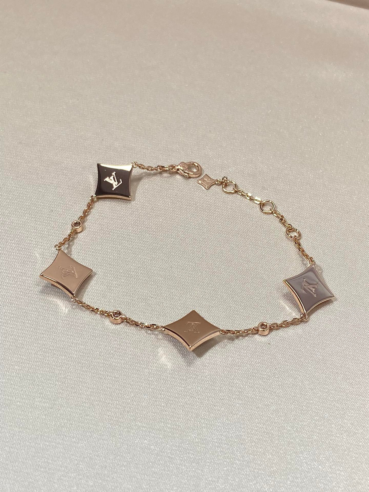 [⭐Renara]STAR 4 MOTIF MOP DIAMOND PINK GOLD BRACELET