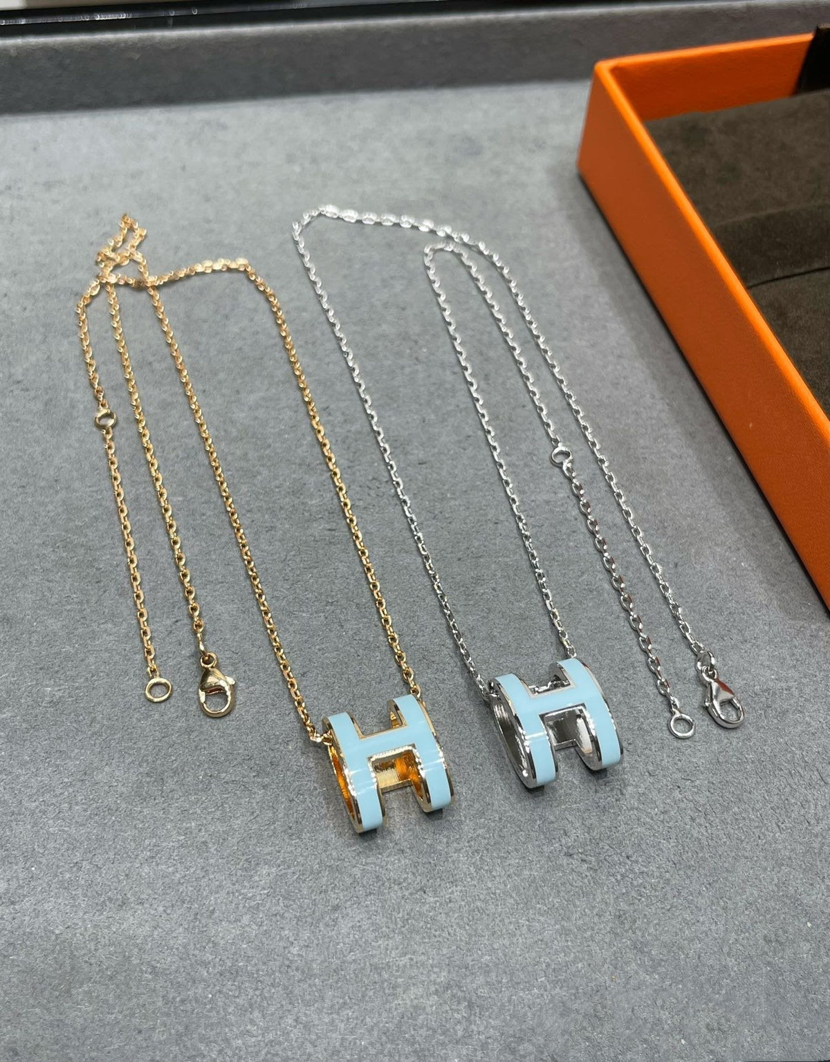 [⭐Renara]POP H SKY BLUE NECKLACE