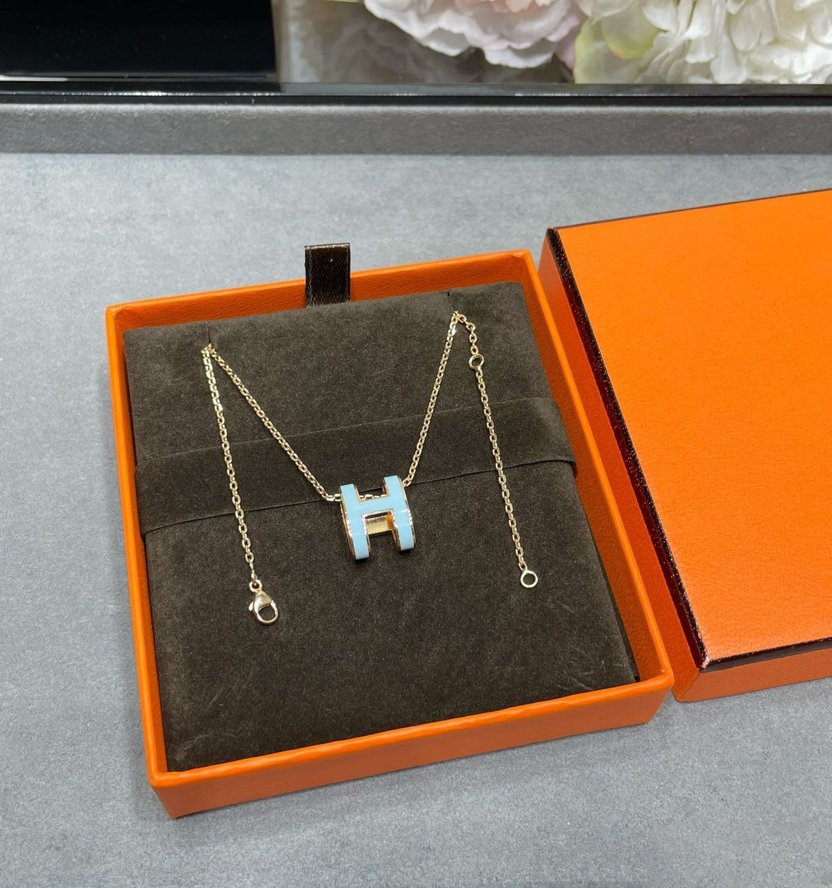 [⭐Renara]POP H SKY BLUE NECKLACE