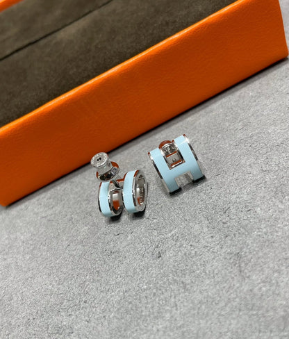 [⭐Renara]POP H SKY BLUE STUD EARRINGS