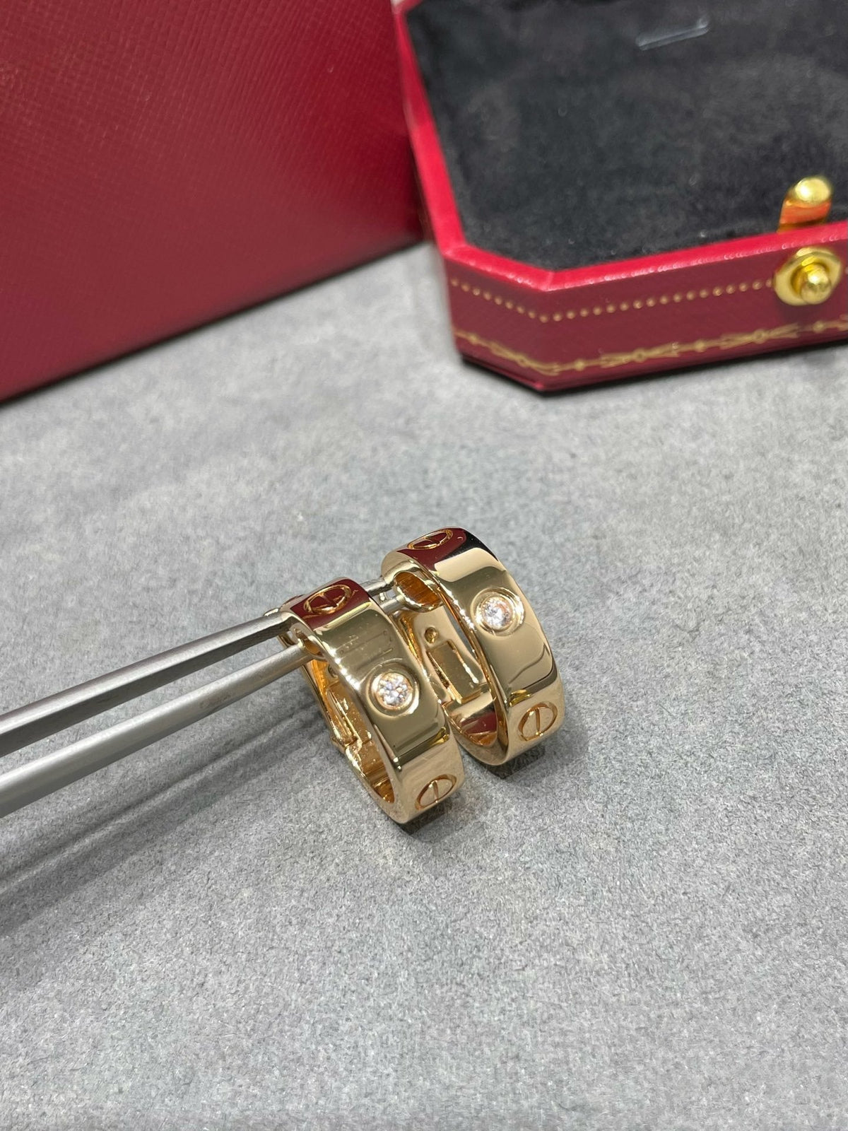 [⭐Renara]LOVE 5.5MM 1 DIAMOND EARRINGS