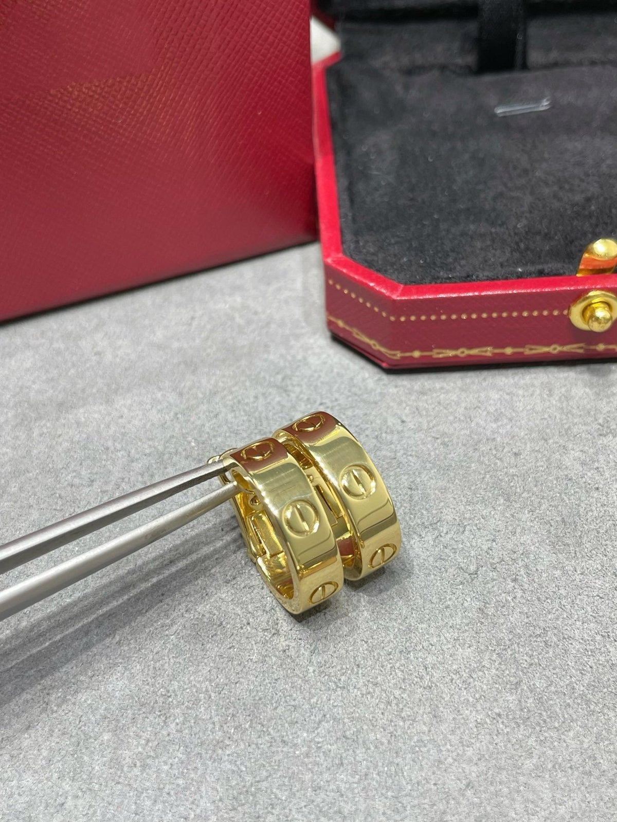 [⭐Renara]LOVE 5.5MM EARRINGS