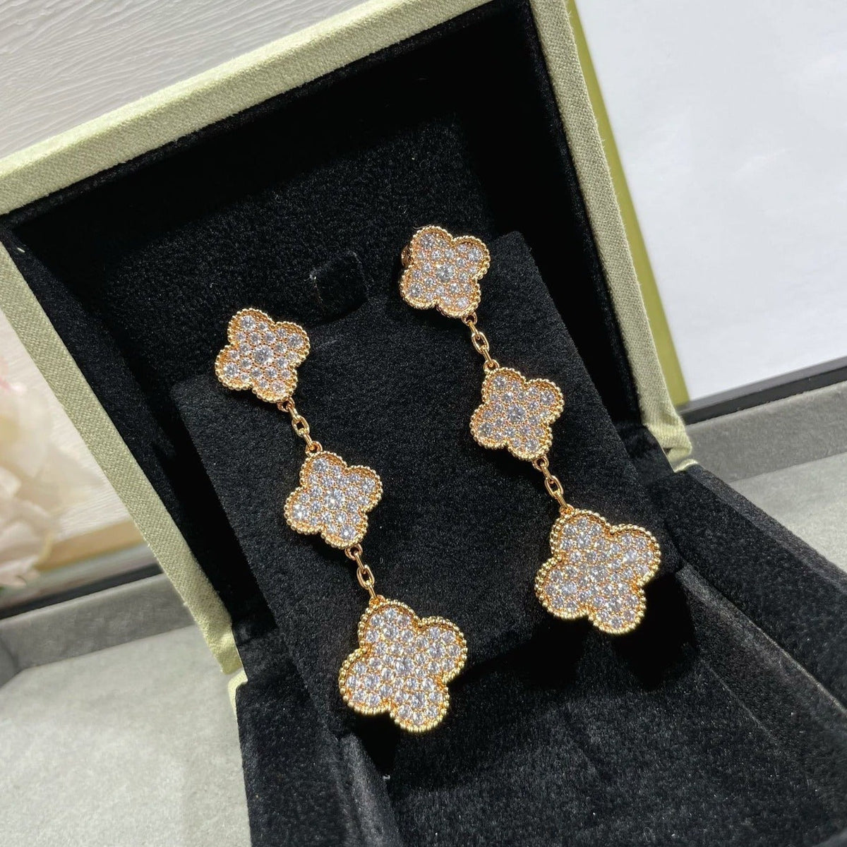 [⭐Renara]CLOVER 3 MOTIFS DIAMOND PAVED ROSE GOLD EARRINGS