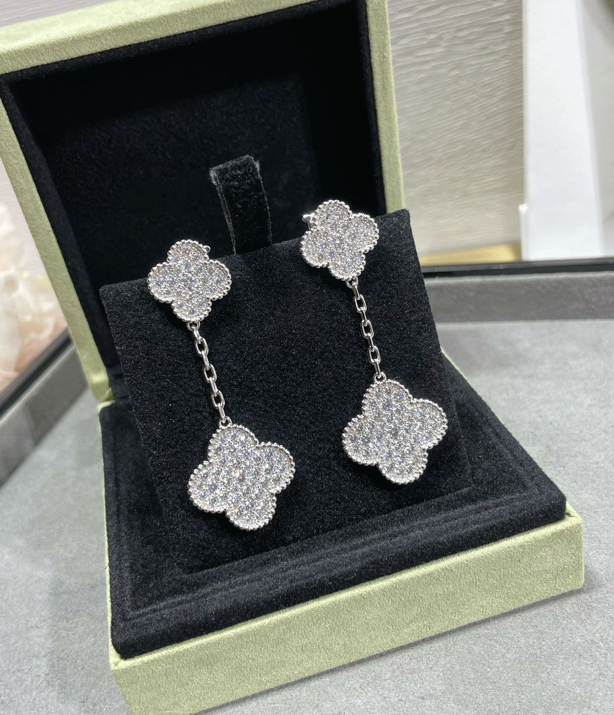 [⭐Renara]CLOVER 2 MOTIFS DIAMOND PAVED SILVER EARRINGS