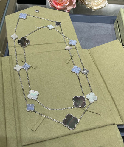 [⭐Renara]CLOVER 16 MOTIF CHALCEDONY MOP SILVER NECKLACE