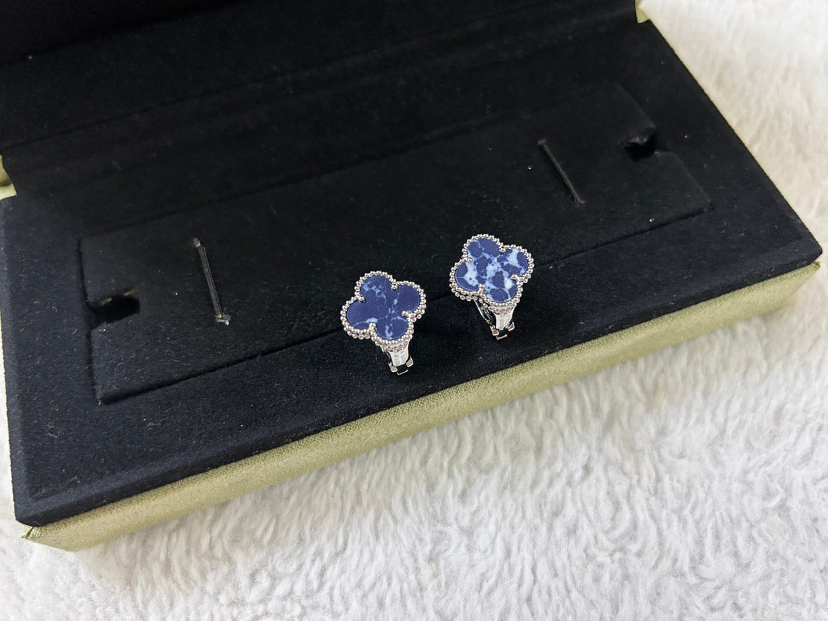 [⭐Renara]CLOVER PIETERSITE MEDIUM STUD EARRINGS