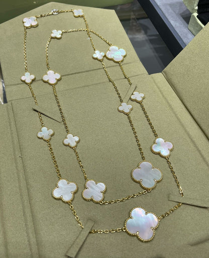 [⭐Renara]CLOVER 16 MOTIF WHITE MOP GOLD NECKLACE
