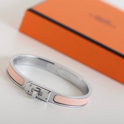 [⭐Renara]HM KELLY LIGHT PINK BRACELET
