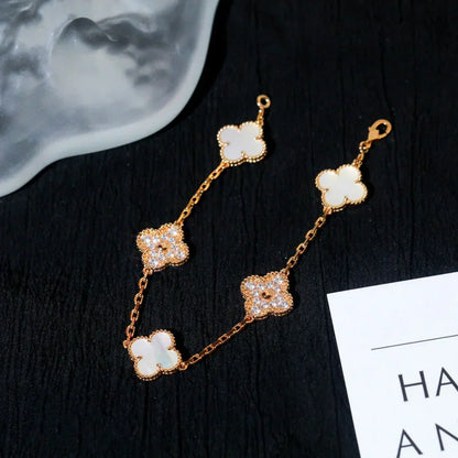 [⭐Renara]CLOVER WHITE PEARL MOP 5 MOTIF BRACELET COLLECTION