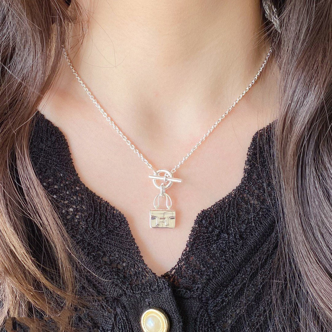 [⭐Renara]CONSTANCE PEDANT SILVER NECKLACE