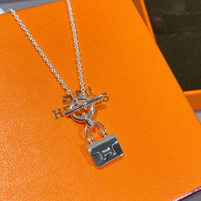 [⭐Renara]CONSTANCE PEDANT SILVER NECKLACE